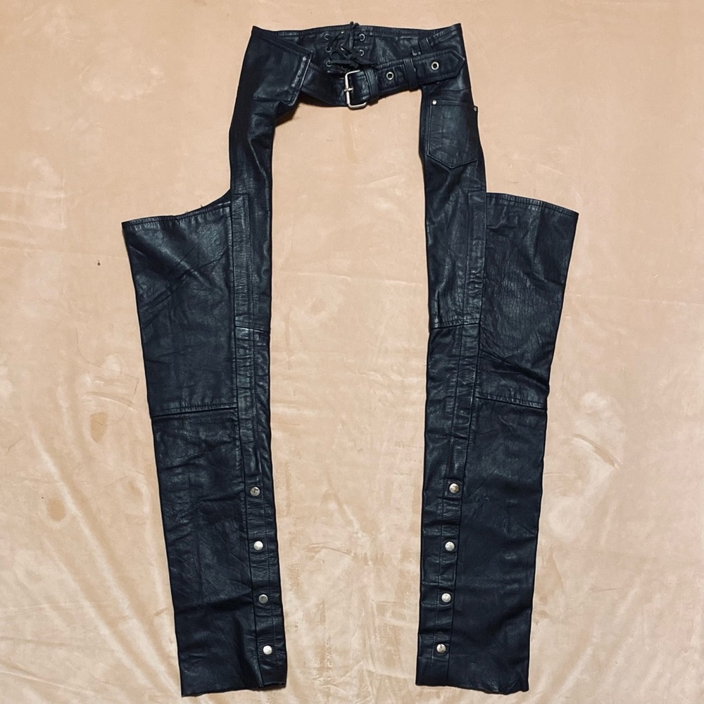 Womens XXS REAL LEATHER CHAPS.